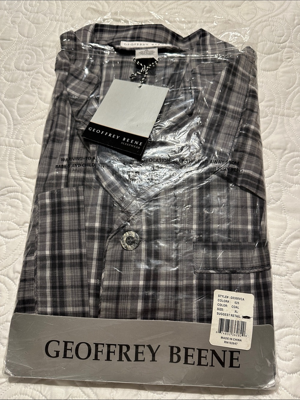 Geoffrey Beene Plaid Sleep Set in Charcoal and Light Gray
